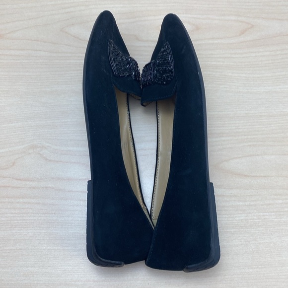 Talbots Black Suede Flats with Beaded Bow Size 6 - Picture 5 of 8